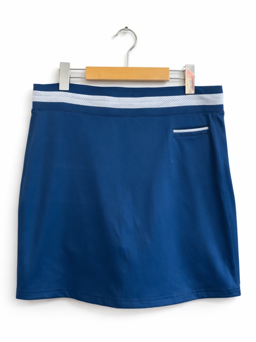 Pebble Beach Navy Mini Golf Skort with White-Striped Waistband – Size Medium EUC
